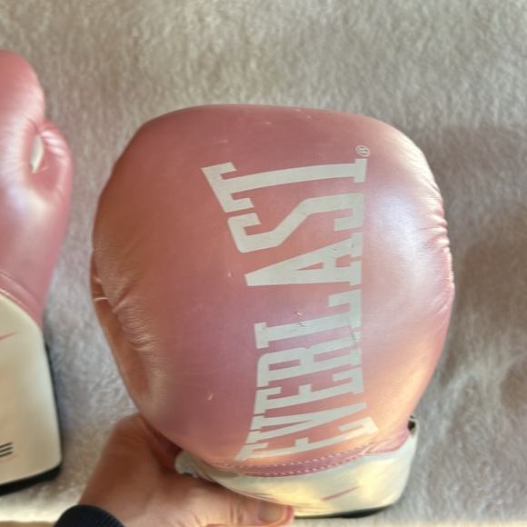 Everlast Elite Pro Style Training Boxing Glove Pink/White - Picture 7 of 8